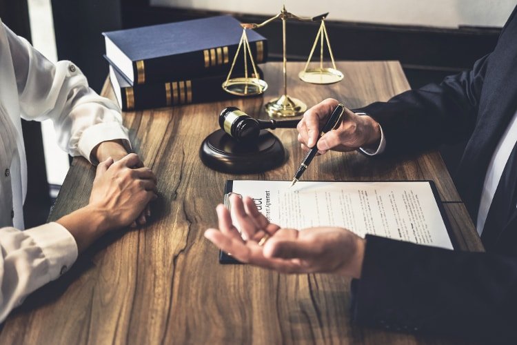 Finding the Right Lawyer for Your Legal Needs: Let Robert Vickery Law Help You